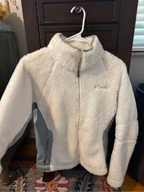 Columbia Cream Sherpa Fleece Jacket with Light Gray/ Mint Trim
